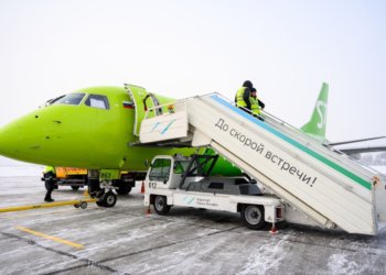 В период новогодних праздников аэропорт Горно-Алтайск будет принимать больше рейсов из Новосибирска