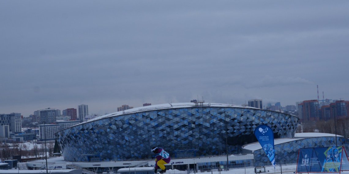 Всероссийский сезон сноуборда открылся в Новосибирской области