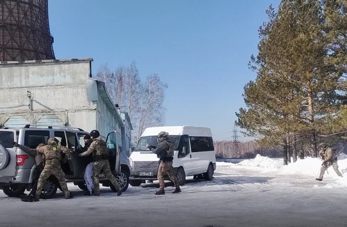 Работу полиции и уровень безопасности в Новосибирске предлагают оценить сибирякам