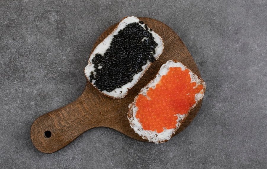 Тройной удар: икру опасно есть с белым хлебом и маслом