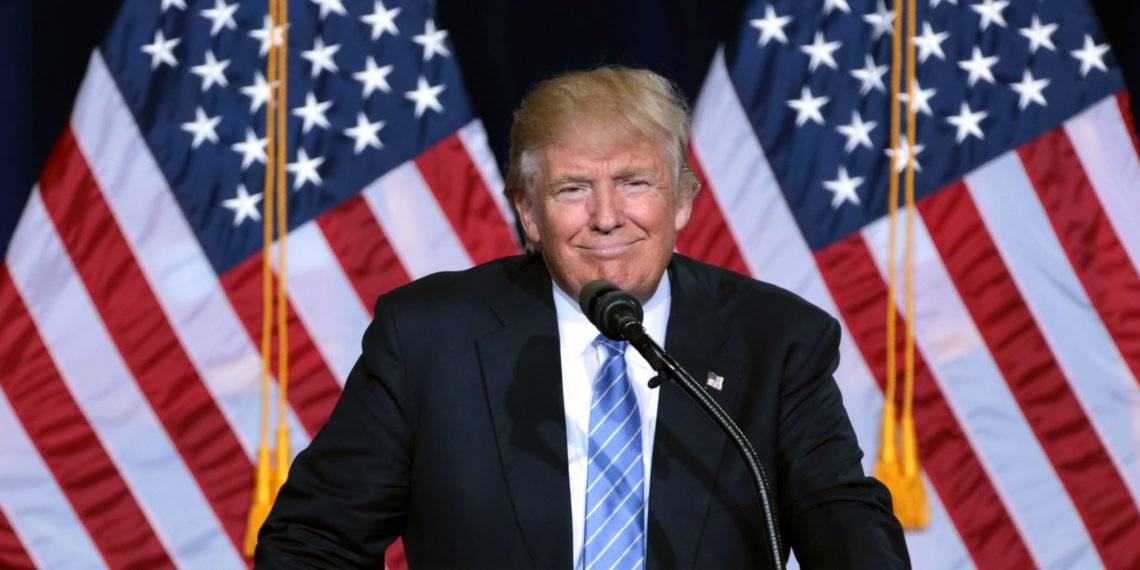 Что Трамп скрывает о российских активах и переговорах с Украиной? Главное за ночь