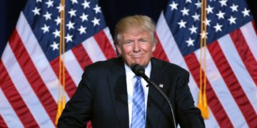 Что Трамп скрывает о российских активах и переговорах с Украиной? Главное за ночь