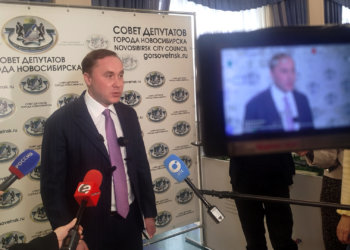 Город вывел на линию рекордное число снегоуборочной техники — около 800 единиц