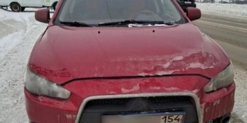 В Новосибирске арестовали Mitsubishi Lancer за 56 неоплаченных штрафов владельца
