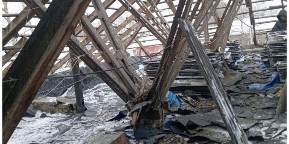 Прокуратура заставила начать ремонт разрушенного дома в Новосибирске