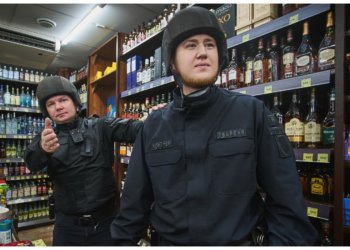 Наркоман захотел сладкого и попытался обокрасть магазин в Новосибирске