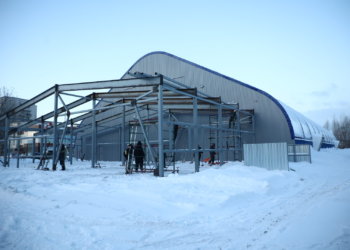 Новая хоккейная площадка с тёплой раздевалкой появится на Затулинке