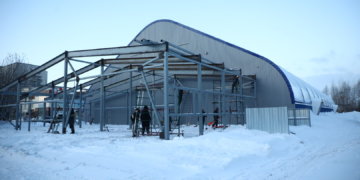 Новая хоккейная площадка с тёплой раздевалкой появится на Затулинке
