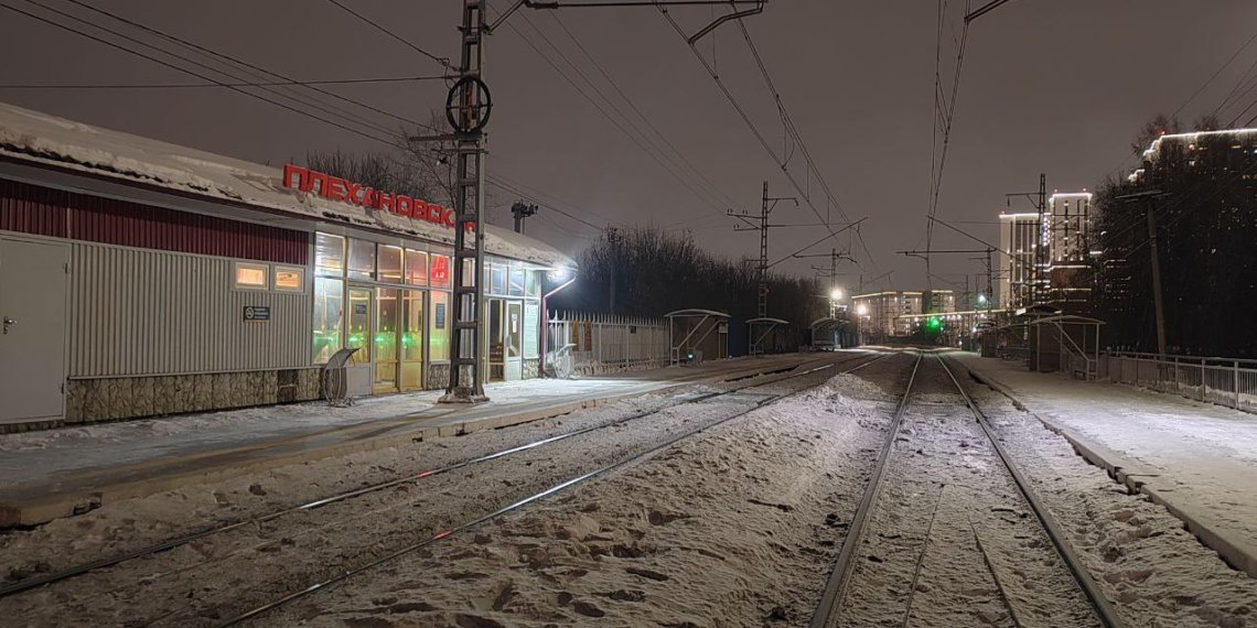 Женщина погибла под колёсами поезда в Новосибирске