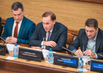 Недавний снегопад и непогода вскрыли уязвимости светофорного хозяйства: депутаты обсудили, как избежать повторения