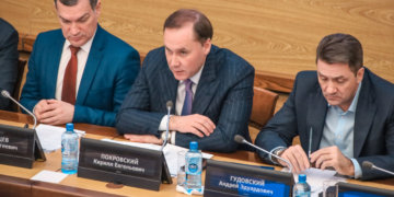 Недавний снегопад и непогода вскрыли уязвимости светофорного хозяйства: депутаты обсудили, как избежать повторения