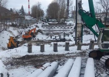В Новосибирске начали погружать сваи для нового моста через реку Тулу