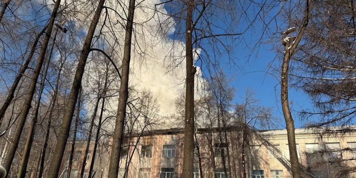 Стало известно, когда студенты сгоревшего педколледжа вернутся на учёбу