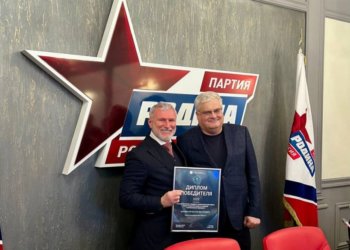 От непарламентской партии – в региональный парламент: успех новосибирского депутата Илюхина отмечен на федеральном уровне