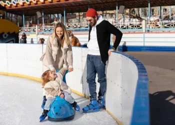 Стало известно, когда откроют самый большой каток в Новосибирске