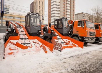 Новосибирск купил ещё 40 машин для уборки города от снега