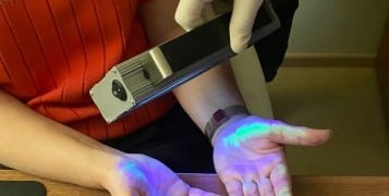 В Новосибирске экс-сотрудницу налоговой будут судить за миллионную взятку