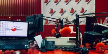 «Юнитону» — 30 лет. Как оно стало «Радио нашего города» и что теперь?