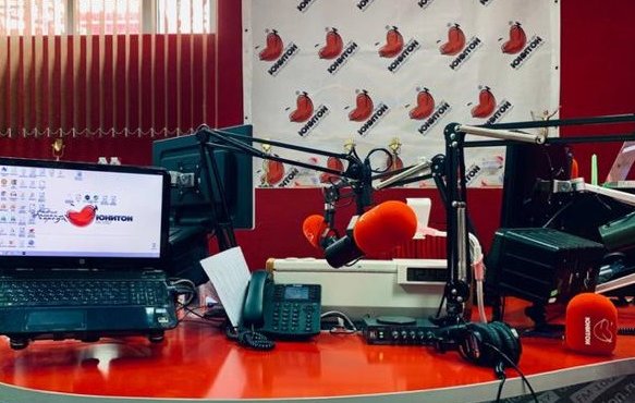 «Юнитону» — 30 лет. Как оно стало «Радио нашего города» и что теперь?