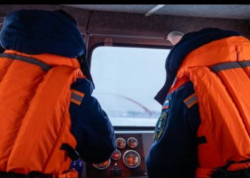 Новосибирские спасатели исполнили мечту 13-летнего мальчика