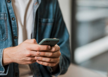 Суд вынес приговор новосибирцу, укравшему телефон для «звонка»