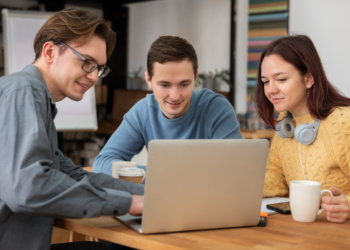 Сбер представил ИИ-профориентолога для студентов сибирских вузов