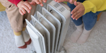 Почти 5 тысяч школьников в Новосибирской области пропустили занятия из-за аномальных морозов