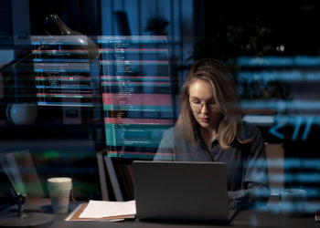 Сбер в 2025 году помог сибирякам уберечь от мошенников около 1,5 млрд рублей