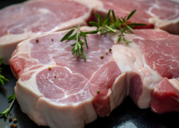 В Новосибирской области изъяли 4 кг опасной мясной продукции по итогам проверок 2025 года