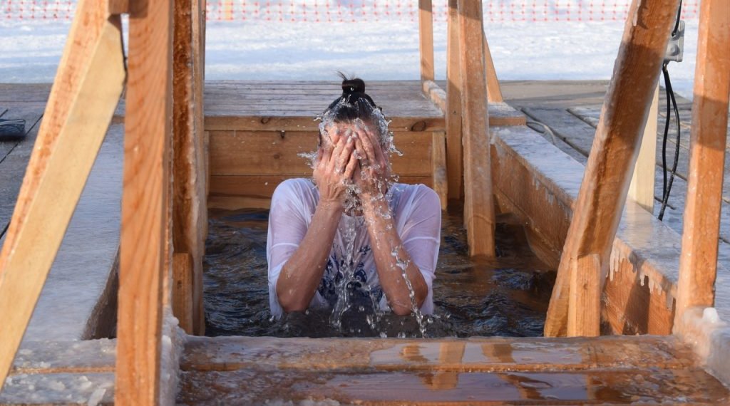 Воздержаться от крещенских купаний рекомендуют новосибирцам