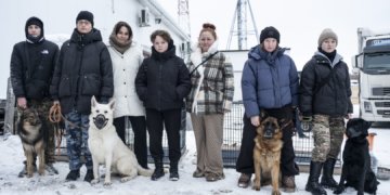 Второй патруль служебных собак из Новосибирска отправился в зону СВО