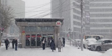 Резкий рост травм на гололеде в Новосибирске: за неделю пострадали 372 человека