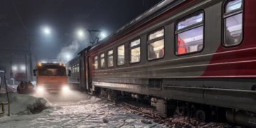 На станции Новосибирск-Главный сошёл с рельсов вагон пригородного поезда