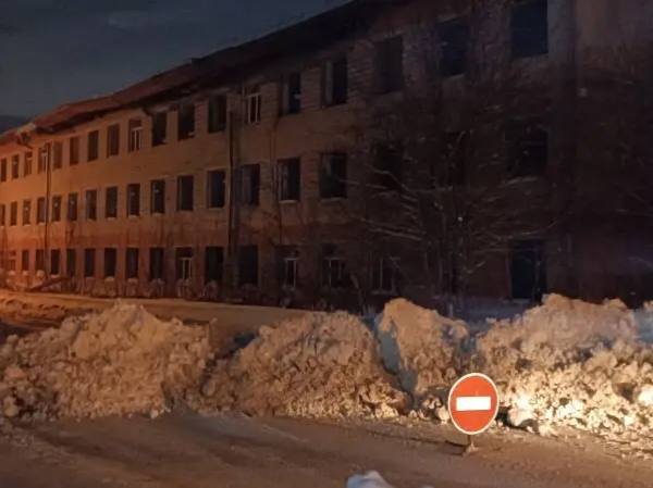 Из-за угрозы обрушения здания улицу Старощука частично перекрыли