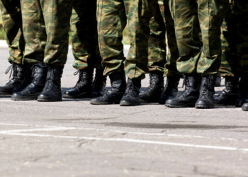 Минобороны расширило перечень заболеваний, препятствующих службе по контракту