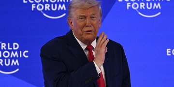 Нефть вместо демократии: как Трамп в Давосе обнажил истинные цели США