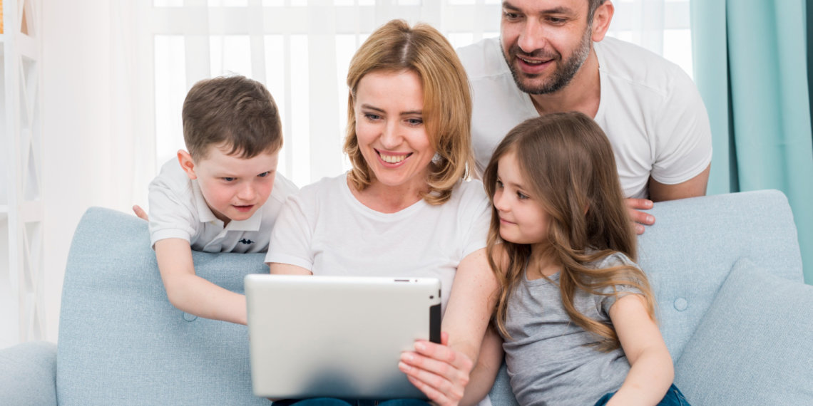 «Ну, ИИ, погоди!»: стартовал семейный конкурс анимации к 90-летию «Союзмультфильма»