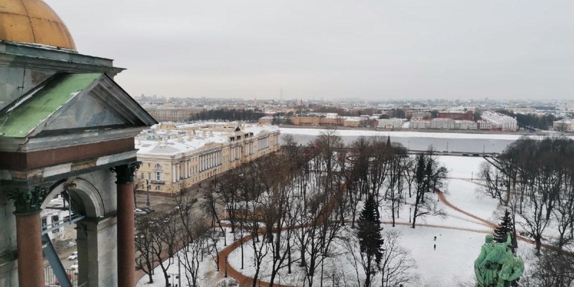 ВТБ и OneTwoTrip узнали, как новогодничали российские туристы