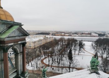 ВТБ и OneTwoTrip узнали, как новогодничали российские туристы