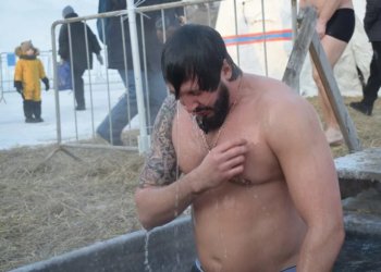 Роспотребнадзор рассказал о качестве воды в крещенских купелях Новосибирска