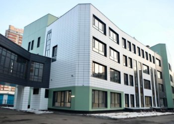 В Новосибирске построили новый корпус экономического лицея