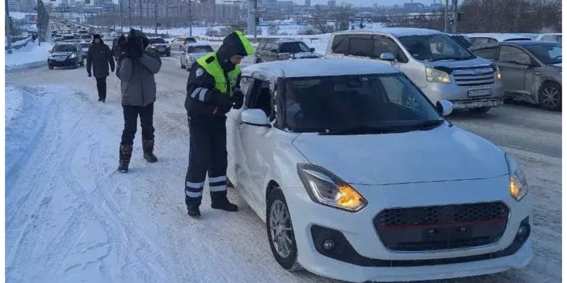 Водители, внимание: с 9 января усилили контроль за тонировкой транспортных средств