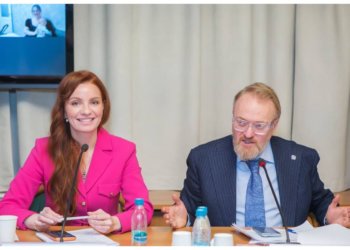 Российские политики называют причинами отказа от деторождения жадность и «пустоту души»