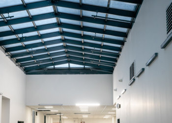 Новый учебно-научный центр НГУ на 700 студентов готов на 80%