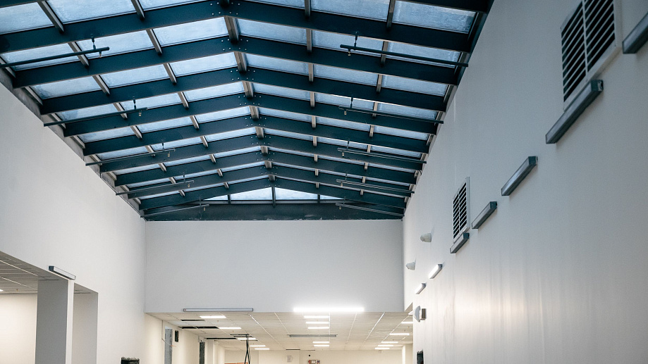 Новый учебно-научный центр НГУ на 700 студентов готов на 80%