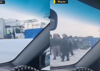 Кроссовер превратился в груду металла после ДТП в Новосибирской области