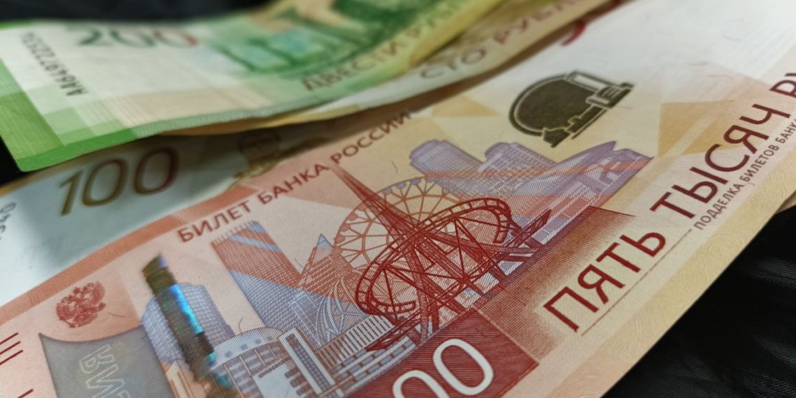 В Новосибирской области средняя зарплата превысила 84 тысячи рублей