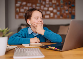 Рособрнадзор планирует перевести ЕГЭ на отечественную ОС Linux с 2026 года