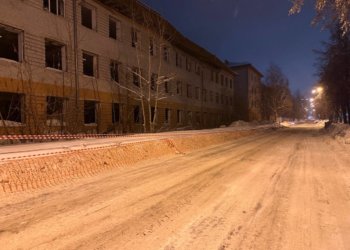 На закрытой из-за угрозы обрушения улице Василия Старощука запустили движение