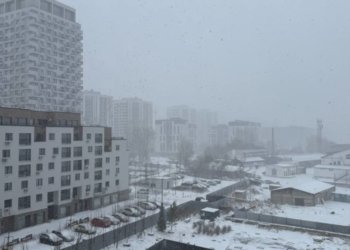 Штормовое предупреждение из-за метели и ветра объявили в Новосибирской области